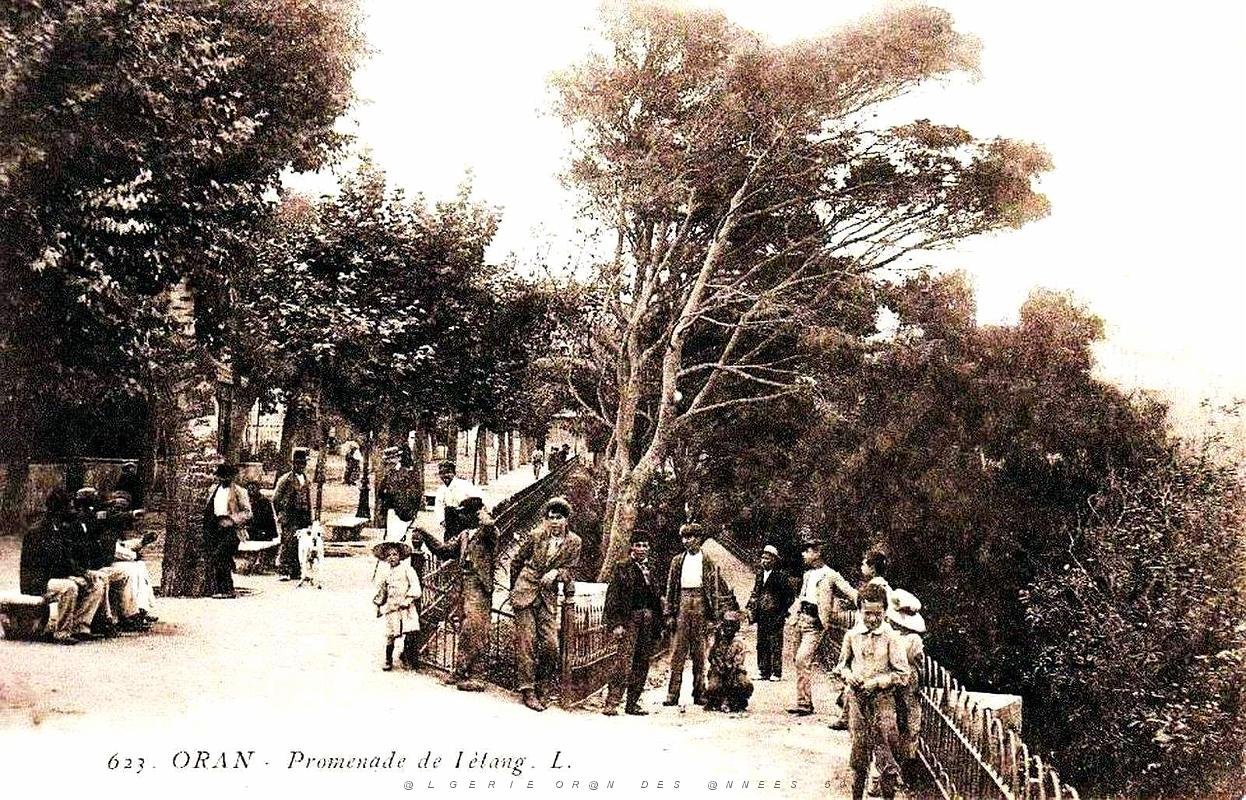 1464- Oran - Promenade de LEtang F.jpg